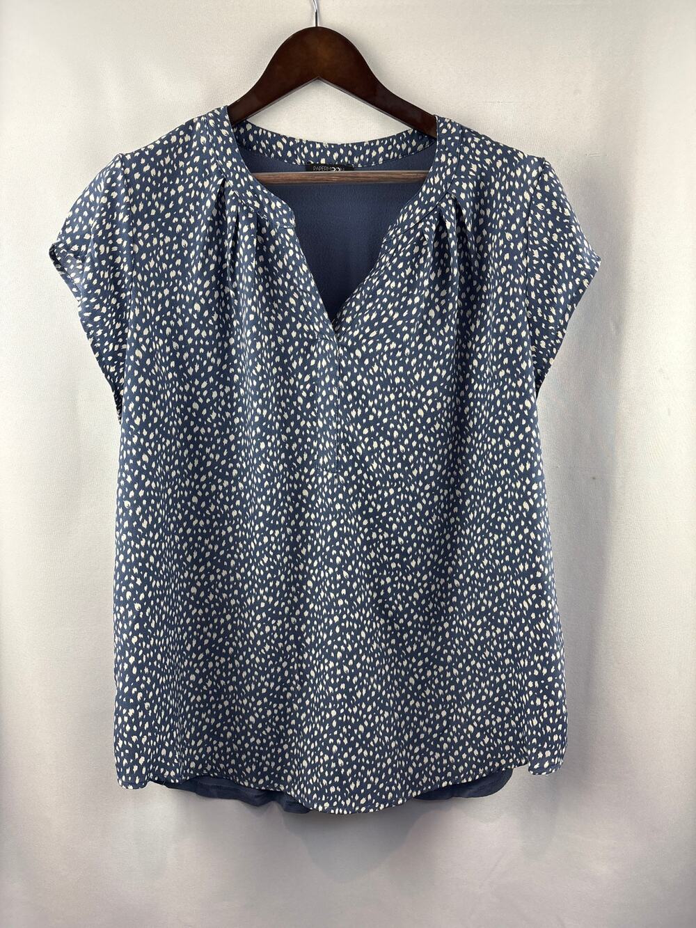 Women’s Paper Moon Blue w/ White Patterned Blouse